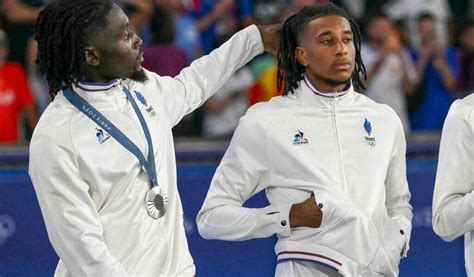 Équipe de France. Deux olympiques et un revenant pour.